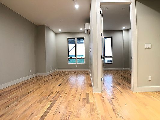 2nd image of 202 Wilson Ave APT 1