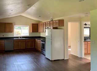 15812 NE Stanton St Unit B, Portland, OR 97230