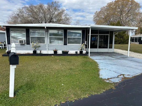 137 Baywood Dr W, Dundee, FL 33838