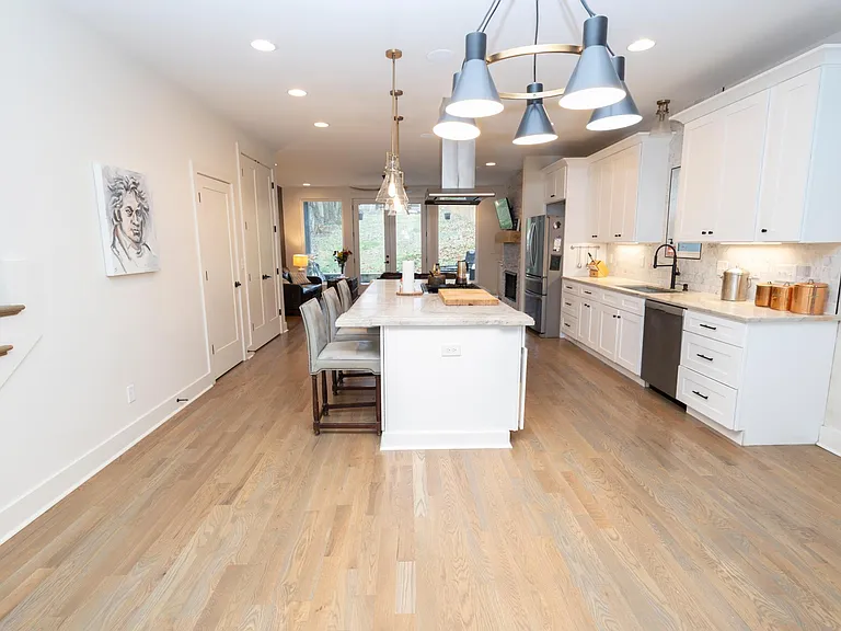 5821 Maxon Ave — Photo 6
