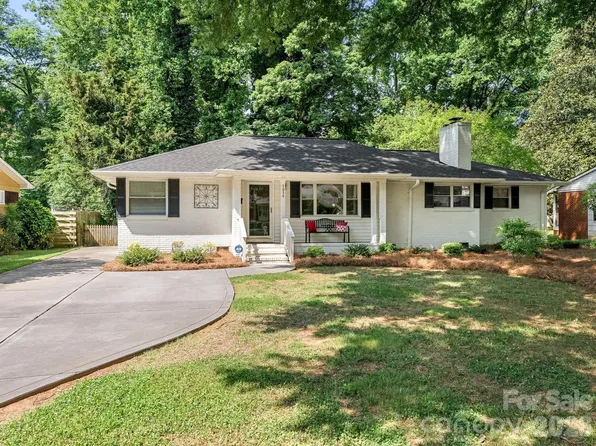 5634 Wedgewood Dr, Charlotte, NC 28210