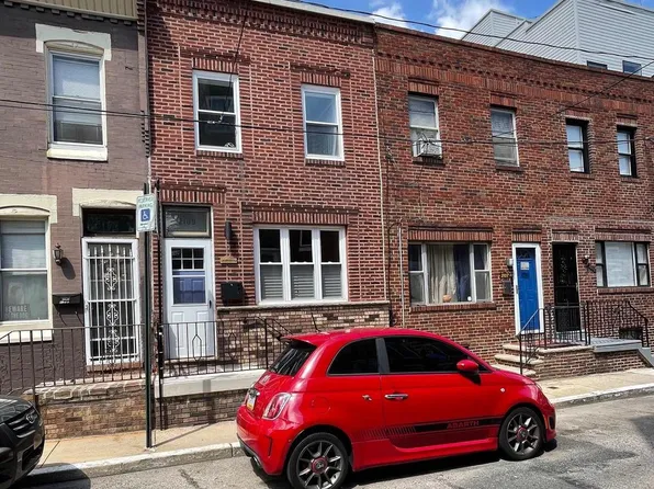 2109 Cross St, Philadelphia, PA 19146