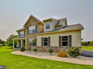 217 E Dell Rd, Bath, PA 18014