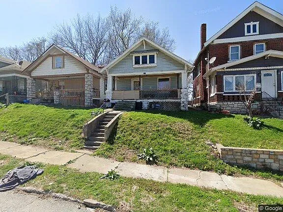 1514 White Ave — Photo 1