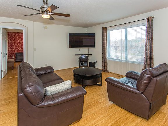 4th image of 1246 Summerlake Dr
