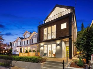 1622 Sunset Ave SW, Seattle, WA 98116