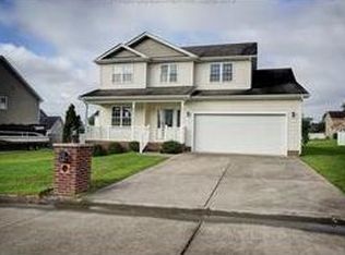 266 Prado Dr, Hurricane, WV 25526