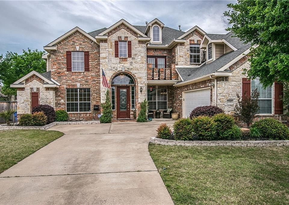 1st image of 9905 Forest Hill Ct
