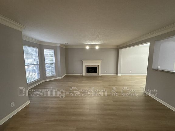 4th image of 2757 Welshcrest Dr