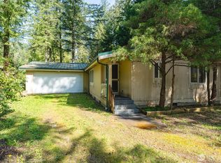 8333 Beaver Ct, Maple Falls, WA 98266