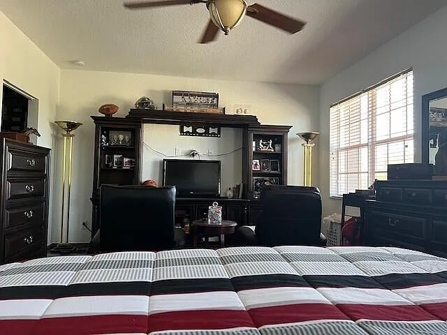 144 Blue Grotto Dr — Photo 24