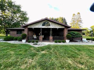 9965 Pine Rd, Plymouth, IN 46563