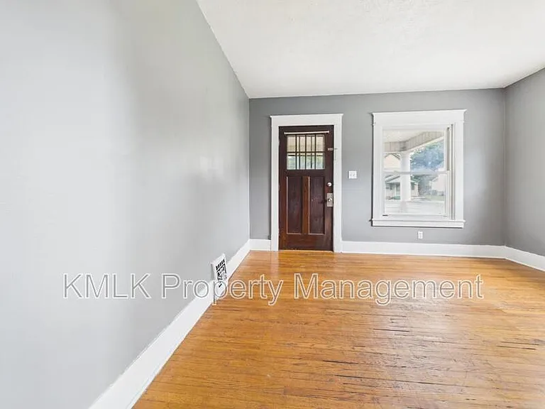 51 Prospect St — Photo 6