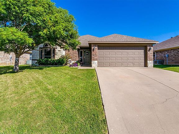 2nd image of 948 Thistle Meade Cir