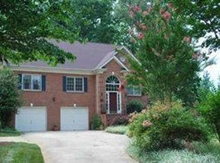 9003 Hatley Pl, Charlotte, NC 28277