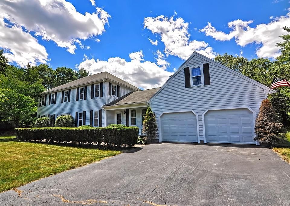 1st image of 11 Juniper Dr