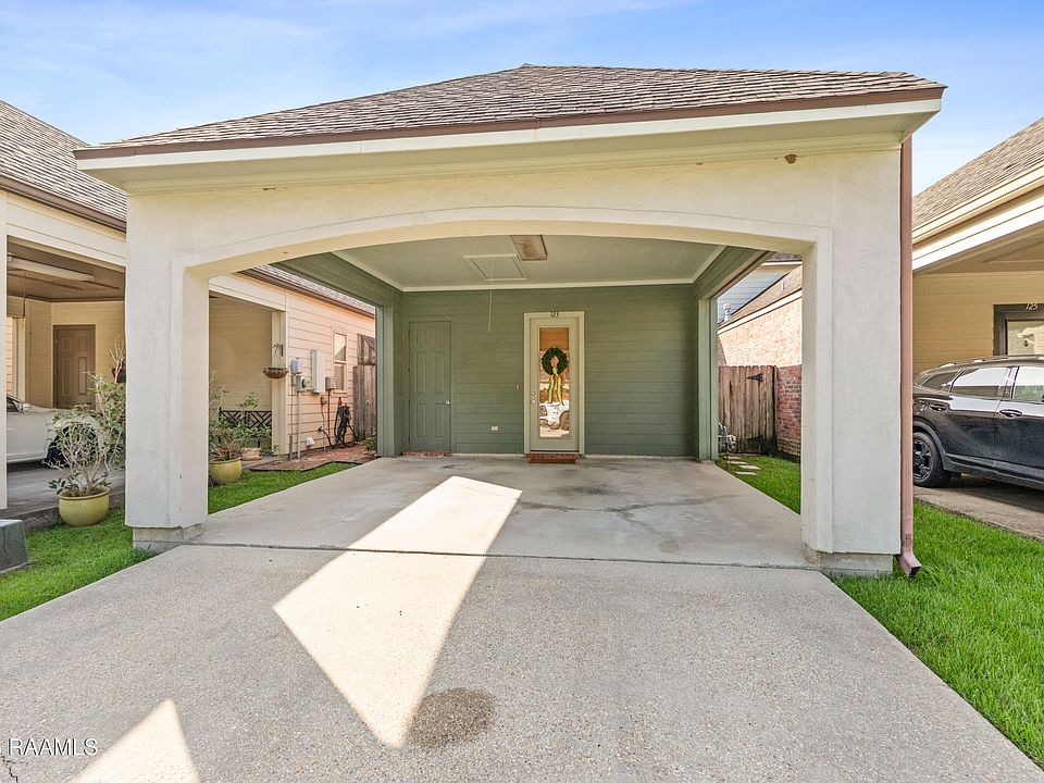 1st image of 123 Flamingo Row