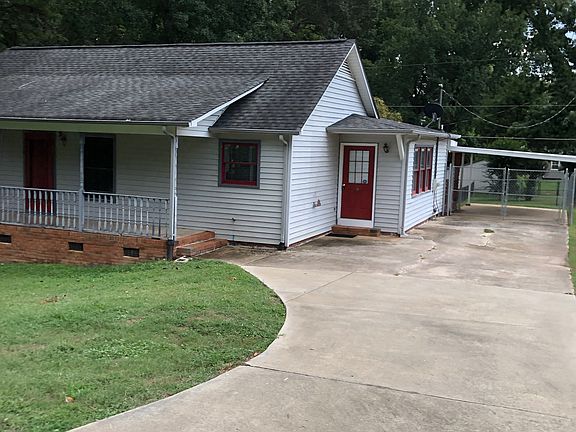 2nd image of 826 Hillcroft Pl