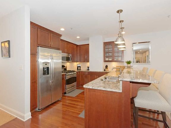 4th image of 18 Division St APT 513