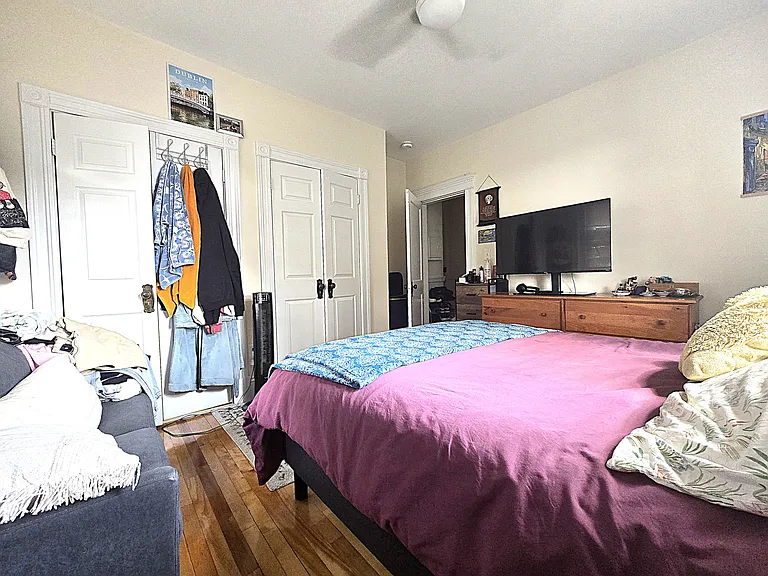 164 Strathmore Rd #25 — Photo 8