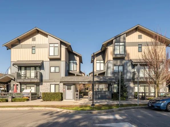 7131 17th Ave #210, Burnaby, BC V3N 1K8