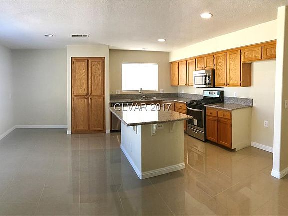 3rd image of 3922 Bolles Harbor St
