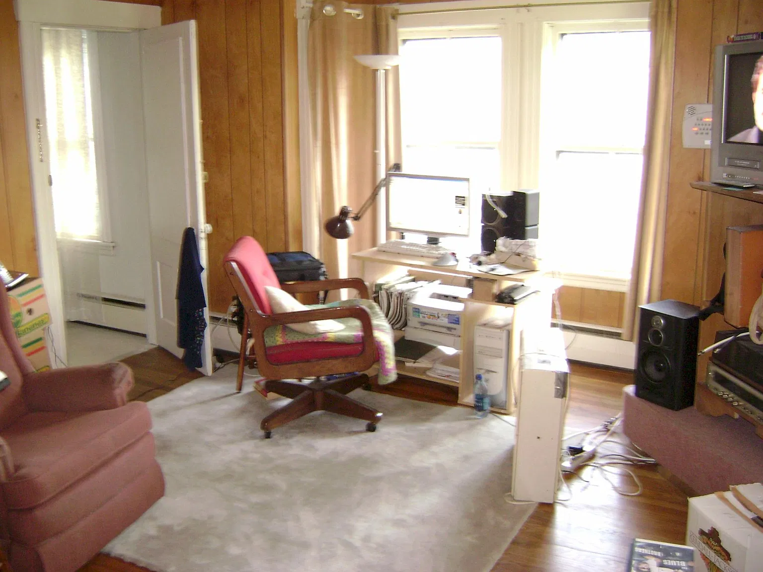 2 bed, 1000 sqft, $1,500 — Photo 3