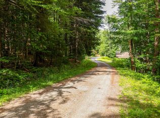 100 Hawk Trl, Pittsfield, VT 05762