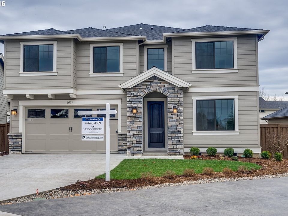 1st image of 1634 NE Stile Dr