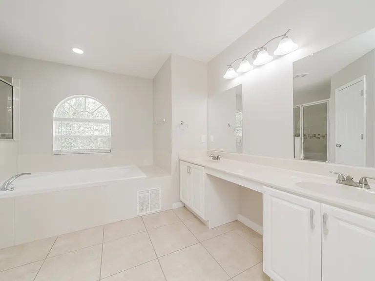 230 Beckenham Dr — Photo 13