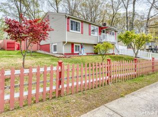 1 Gem Drive, Windham, CT 06226