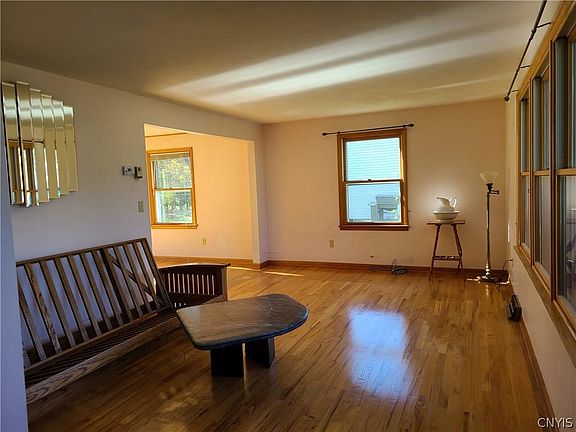 2nd image of 2488 Candlewick Ln