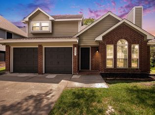 14327 Sun Harbor Dr, Houston, TX 77062