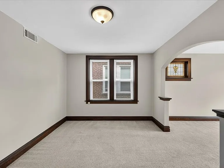 3637 Bowen — Photo 13