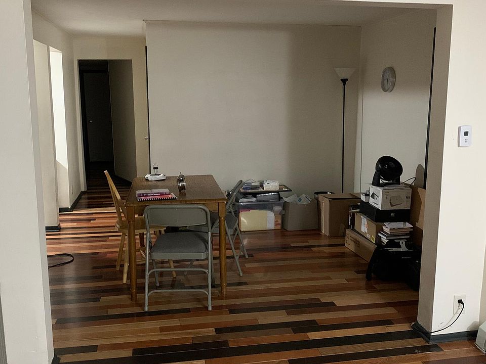 2nd image of 17 Custer St #2