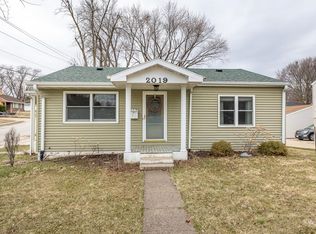 2019 Avalon Rd, Dubuque, IA 52001