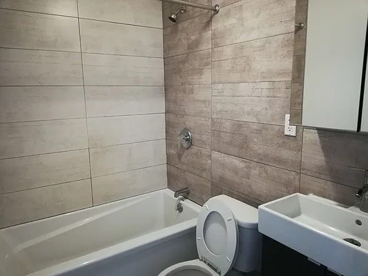 Rented by Uptown Flats LLC | media 3