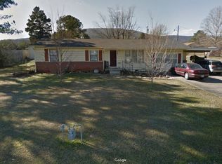 106 Hillcrest St, Poteau, OK 74953
