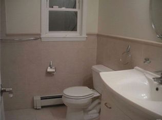 6915 225th St #2, Bayside, NY 11364