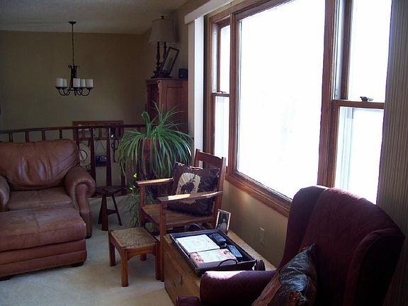 4th image of 224 Plain Hills Dr