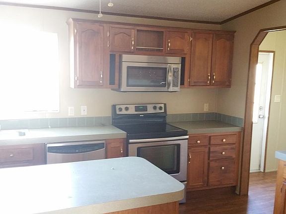 5th image of 3715 Silver Lake Dr