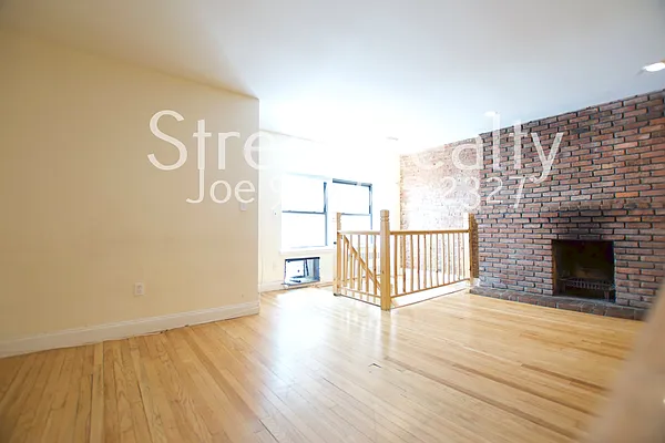 Rented by Street Realty Brokerage LLC | media 2