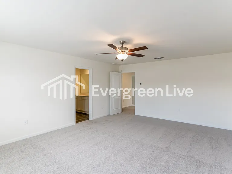 150 Snowdrop Ave — Photo 7