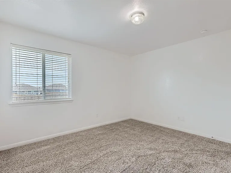131 Lavaca Loop — Photo 20