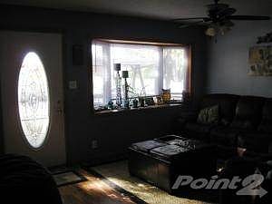 1220W3rdLivingRoomView2