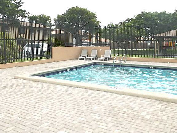 5th image of 6854 NW 173rd Dr APT 202