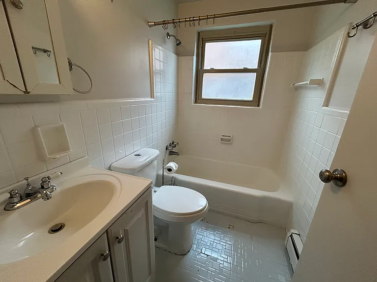31 Holly Woods Dr #A — Photo 7