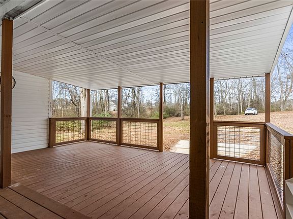 3rd image of 461 Boiter Rd