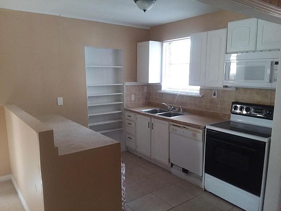 3rd image of 8017 N 46th St