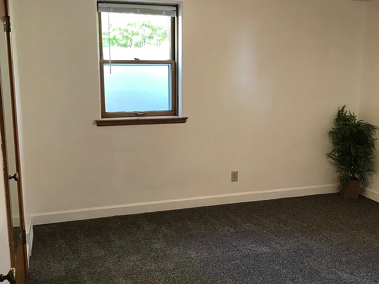 107 S Duluth Ave #3 — Photo 13